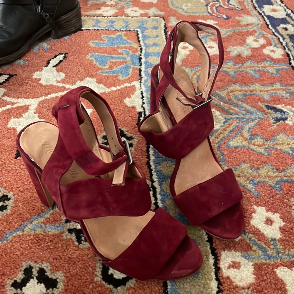 Madewell Maroon Suede Block Heels